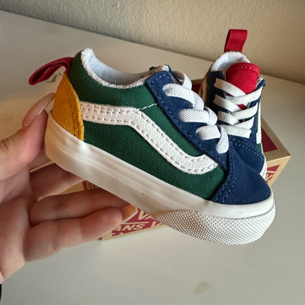 color block toddler size 3 VANS